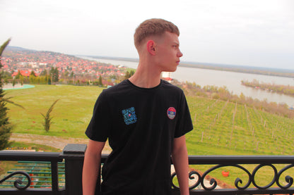 🩵SVETLO PLAVI - PLAVI💙/QR KOD OVERSIZE CRNA MAJICA UNISEX